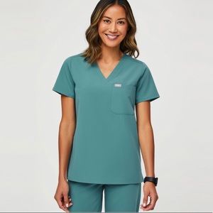 NWT FIGS Hydrogreen Set - XS/XSP